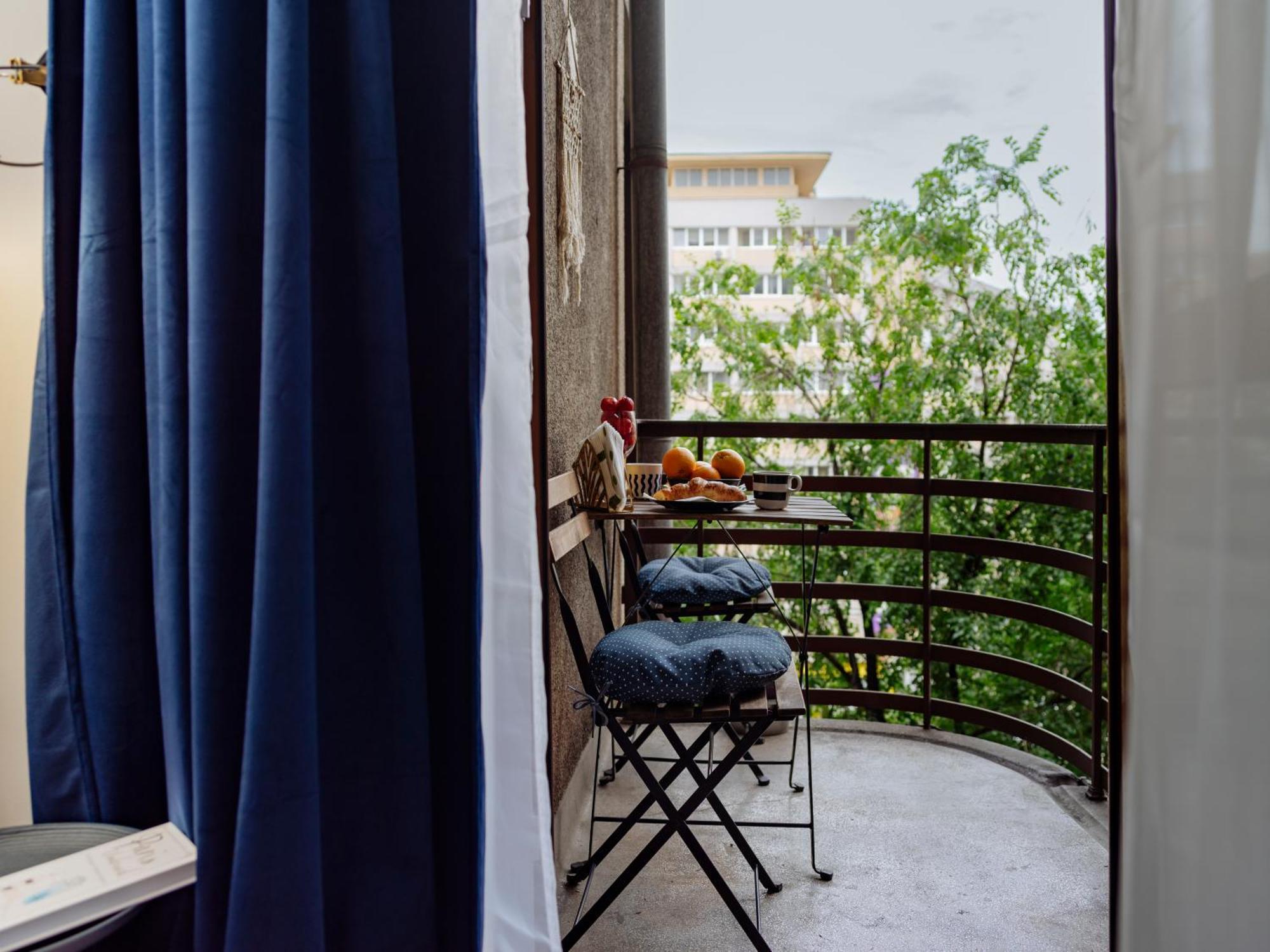 Petite Maison Sur Le Boulevard * Bucarest